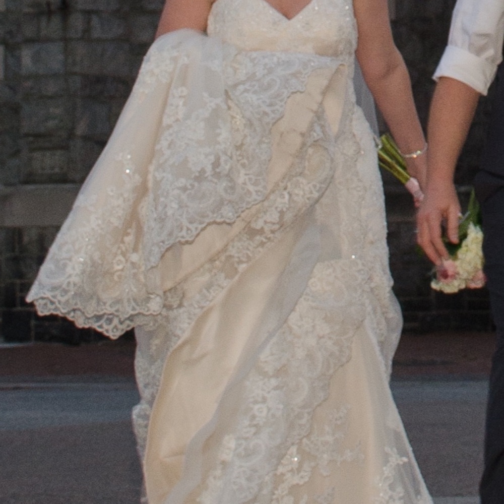 Wedding dress
